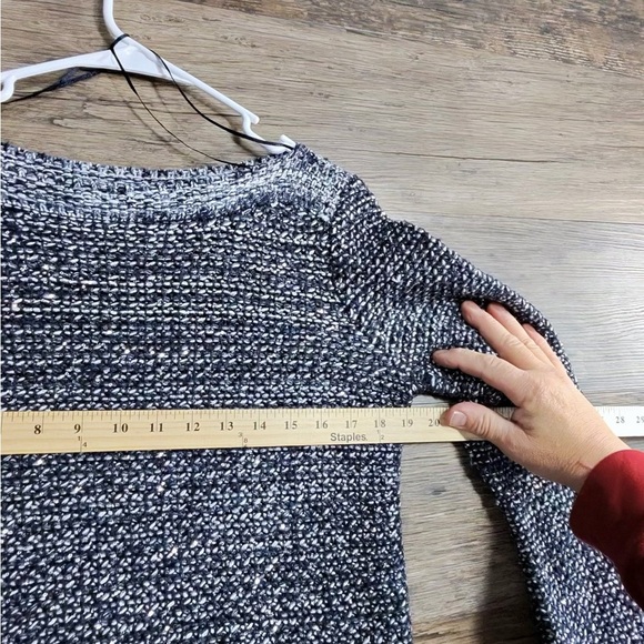 Ann Taylor Textured Navy and White Sweater - Picture 4 of 9